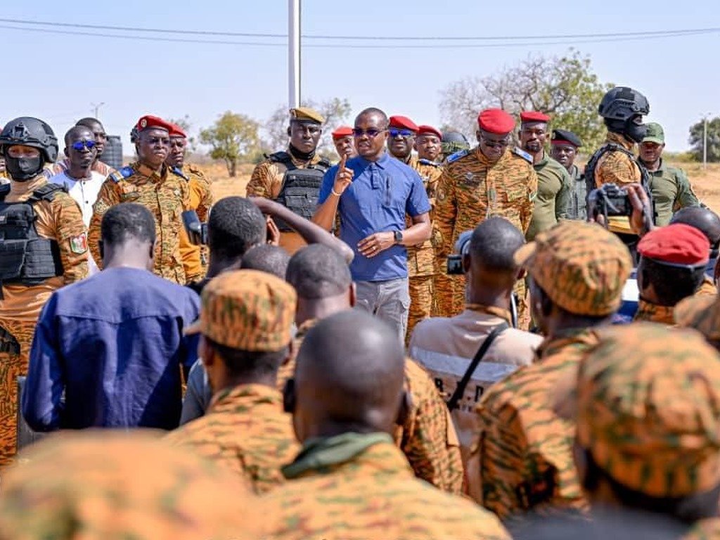 Burkina Faso / Mobilisation contre le terrorisme : le Premier ministre soutient les Forces combattantes