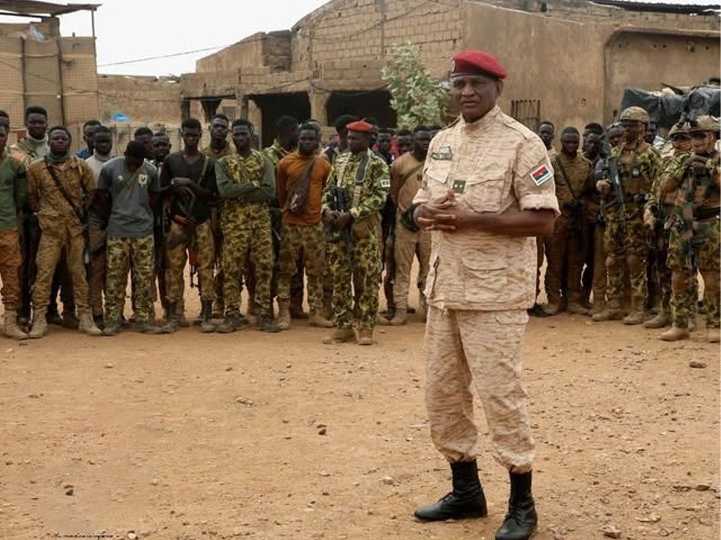 Burkina Faso : La montée en puissance des Forces combattantes sous le commandement suprême du Capitaine Ibrahim Traoré