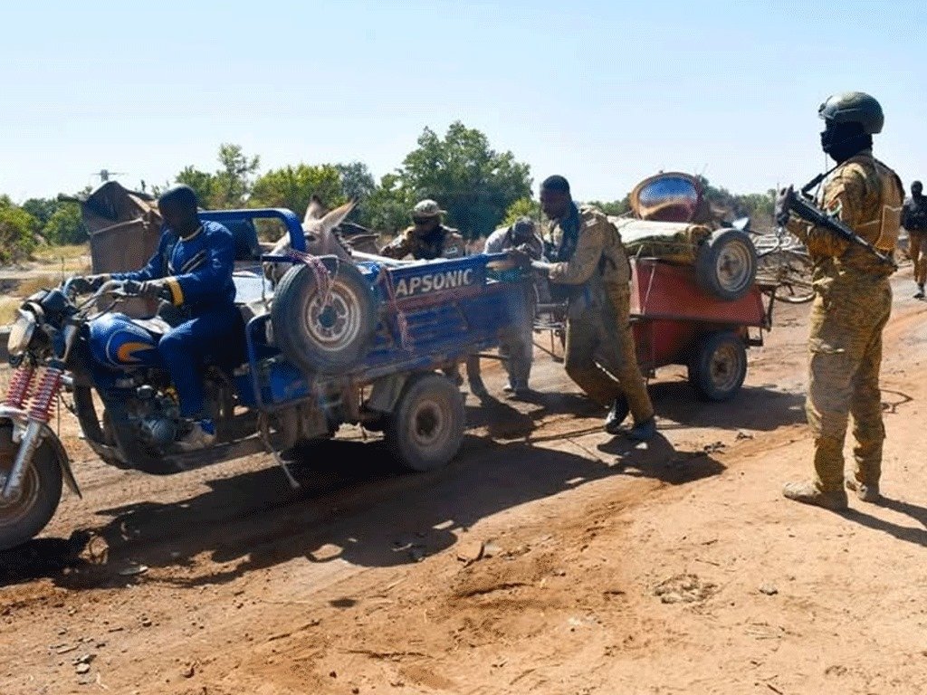 Burkina Faso : Le Capitaine Ibrahim Traoré et ses Forces combattantes, un rempart déterminé pour la souveraineté nationale et la sécurité des populations