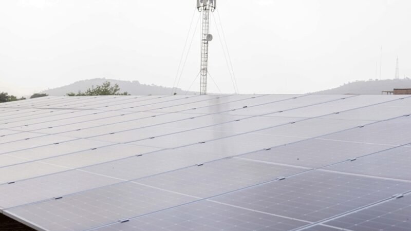 Mali : Œuvres sociales du Général d’armée Assimi GOÏTA : Une électrification solaire pour garantir des soins ininterrompus