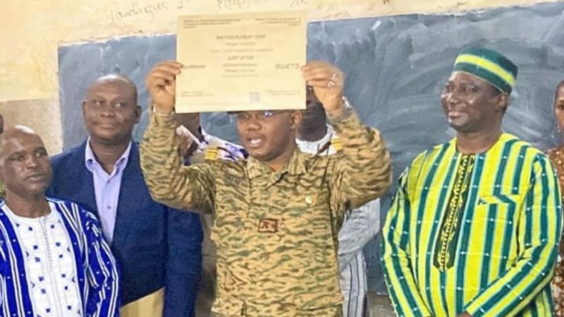 Burkina Faso : Lancement des épreuves du BACCALAUREAT 2025 au Lycée Bambata par le ministre d’État M. Ismaël Sombié.