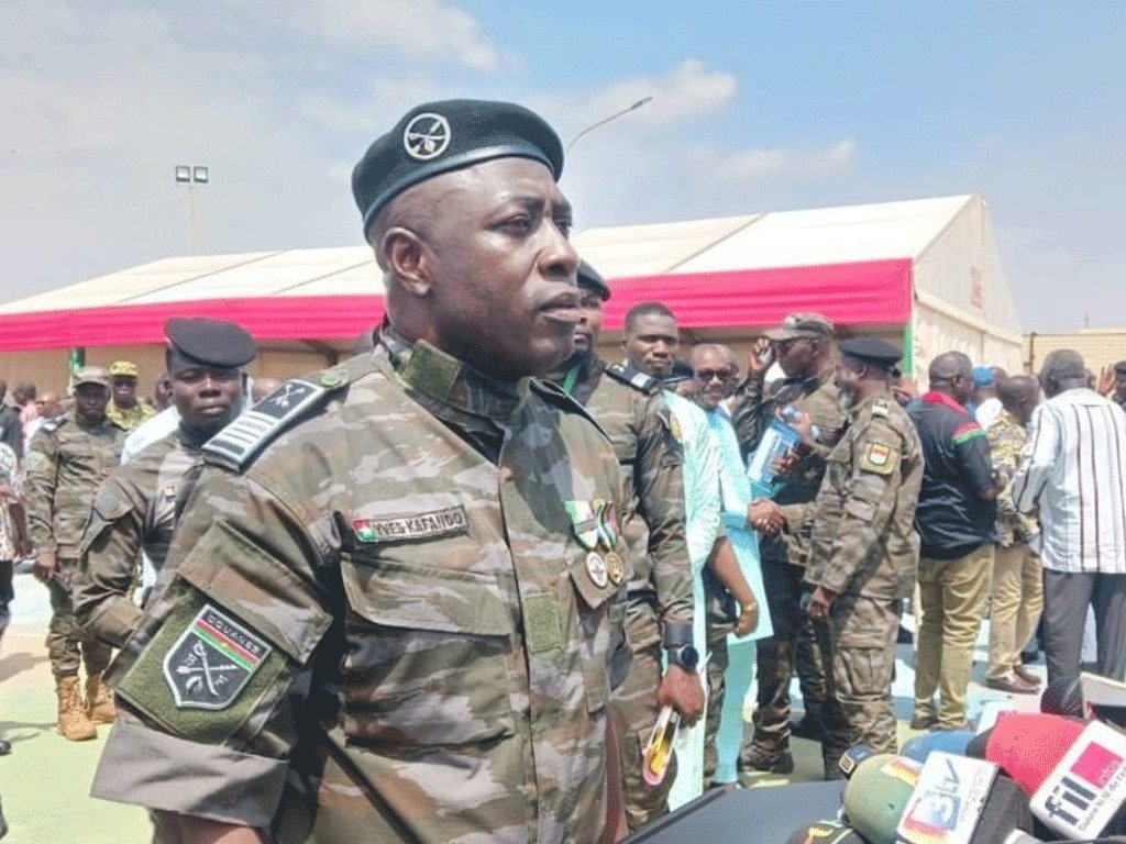 Burkina Faso : Les commandes de la Douane Burkinabè désormais détenues par le Dr Yves Kafando.