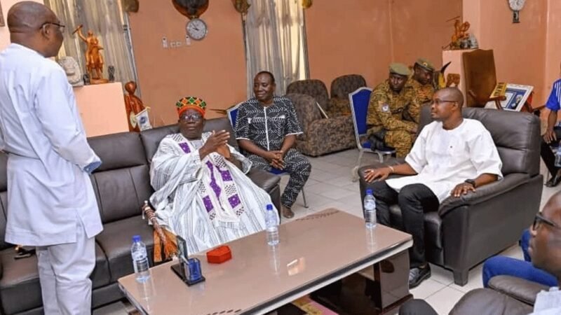 Burkina Faso : Le Premier ministre en visite de courtoisie chez le Roi de Tenkodogo