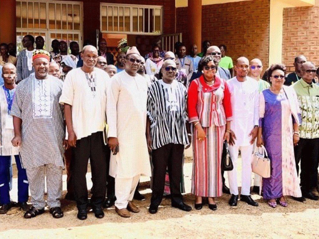 Ouagadougou accueille un colloque international sur l’intelligence artificielle et l’éducation en Afrique